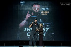 THE BEST COACH